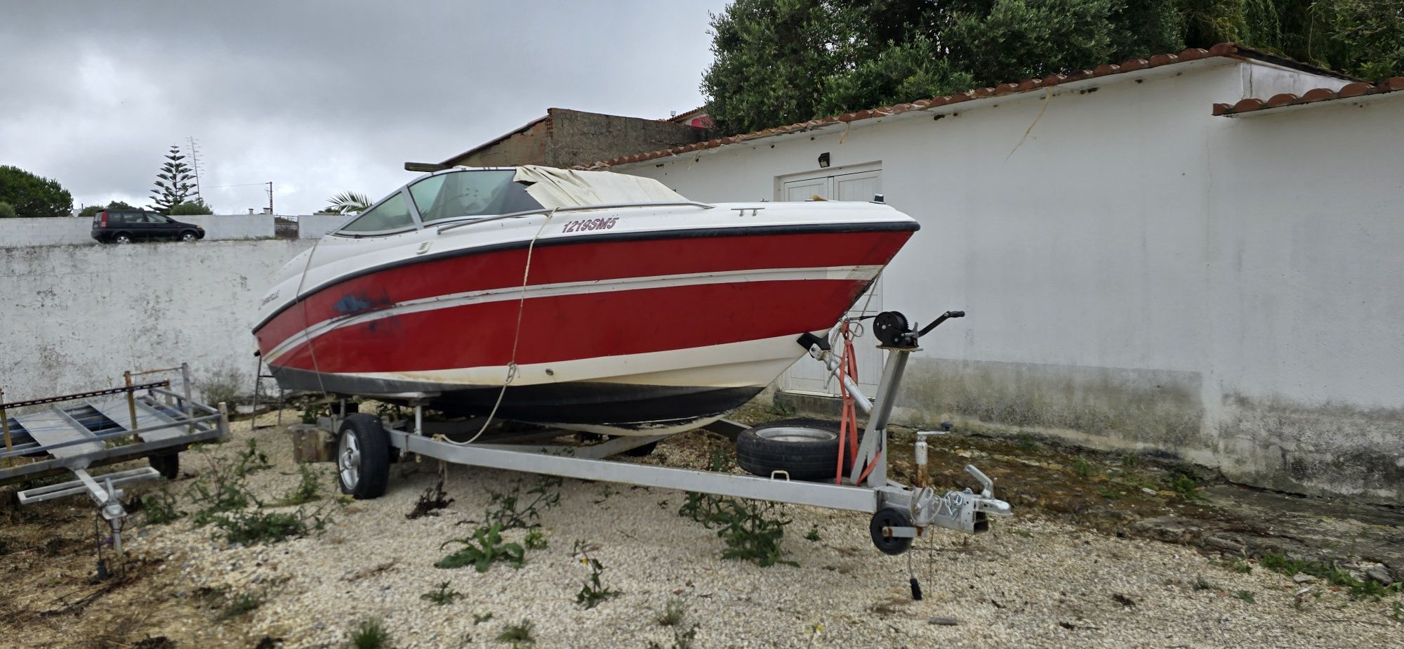 Barco Caravelle 21 pes - motor mercruiser 4.3 v6