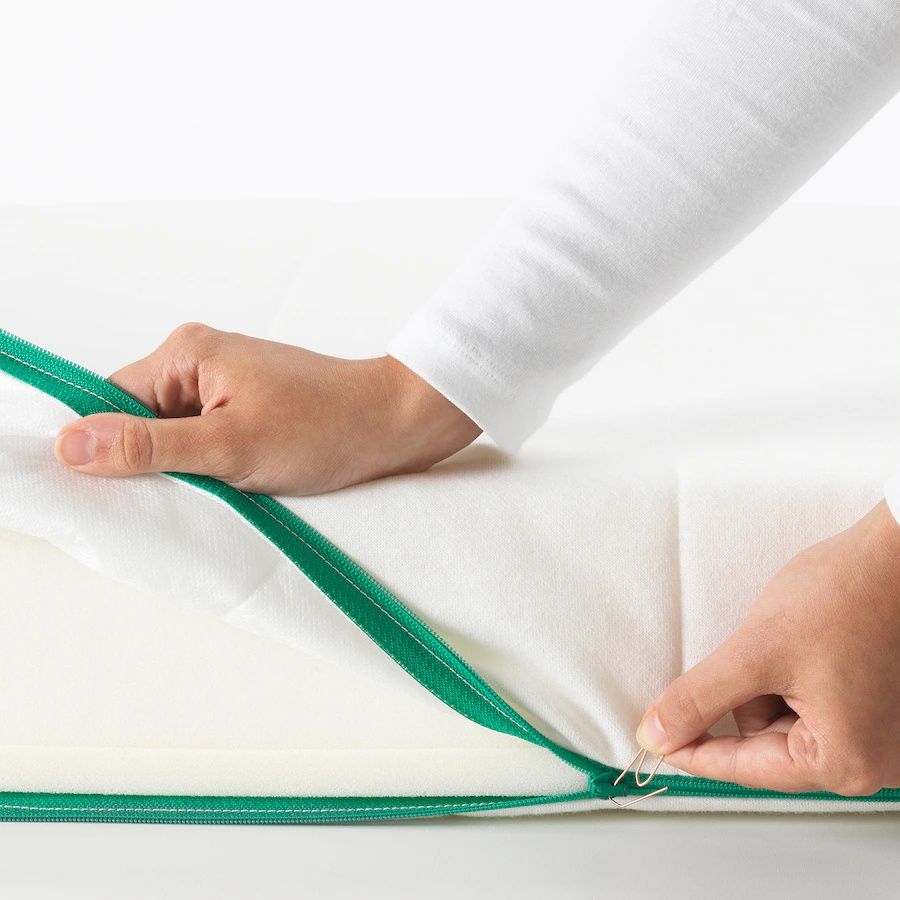 Cama extensível + estrado + colchão criança -IKEA