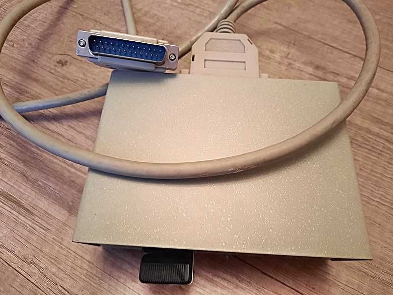 Przełącznik drukarek 2/1 Data Switch z kablem