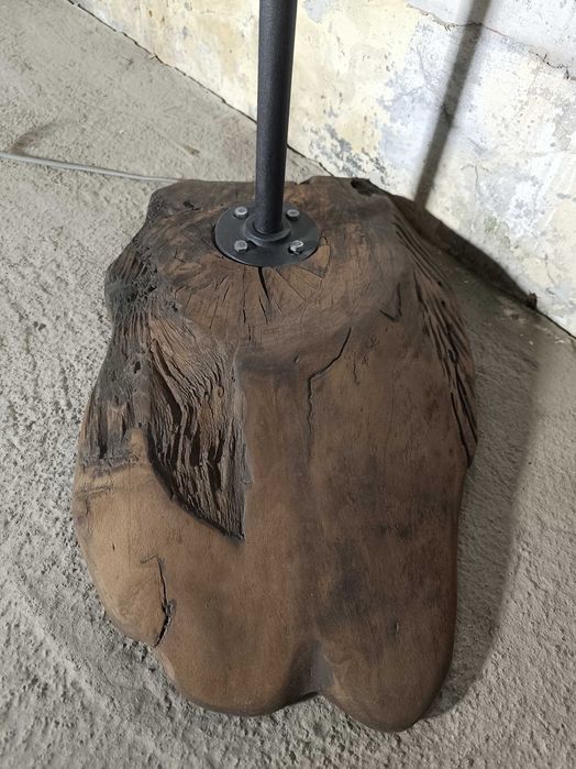 Candeeiro de pé vintage industrial novo