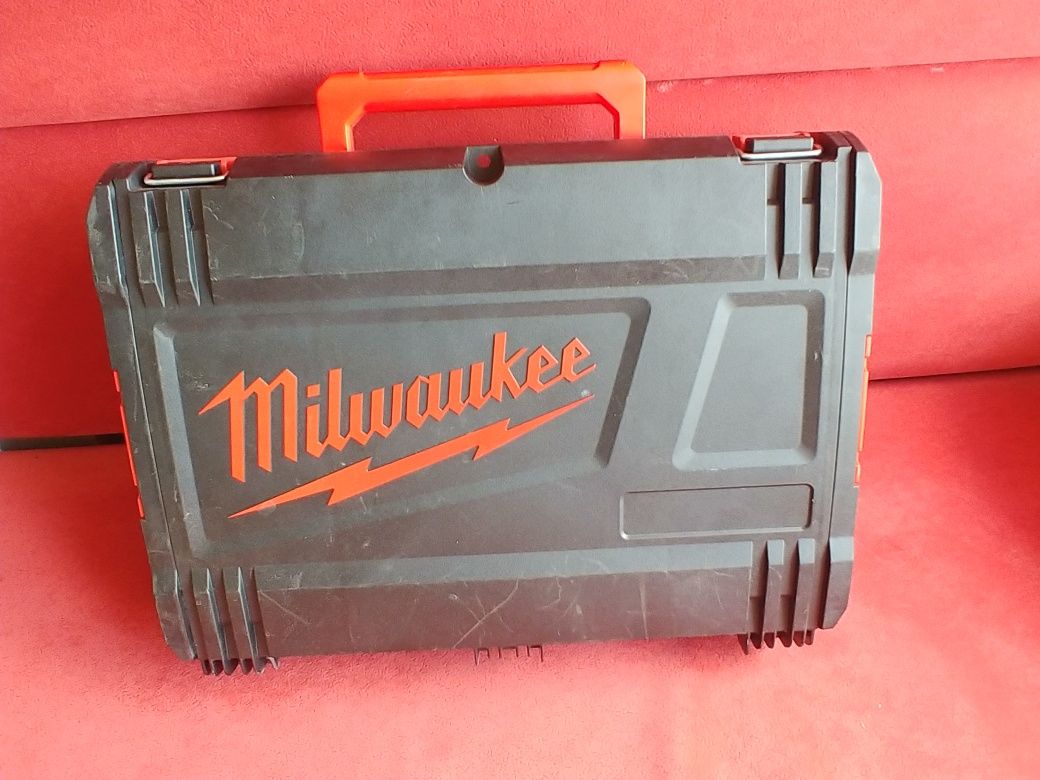 Zakretarka Milwaukee BLID2