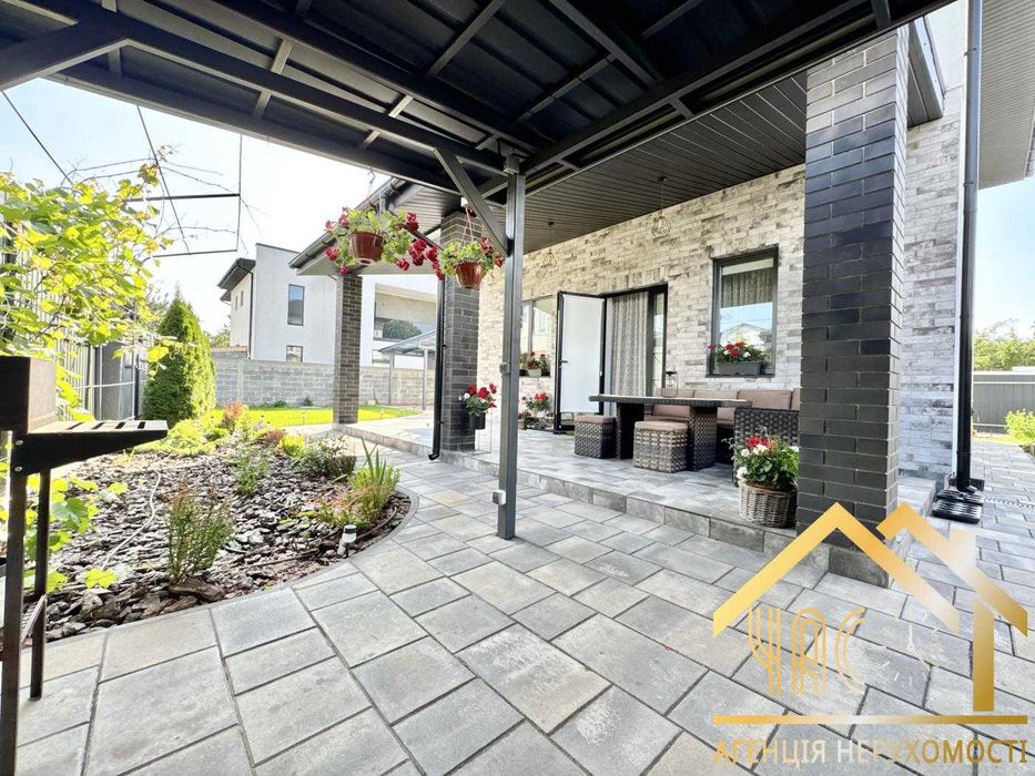 БЕЗ КОМІСІЇ! Продам будинок з авторським сучасним ремонтом! Є ГАЗ