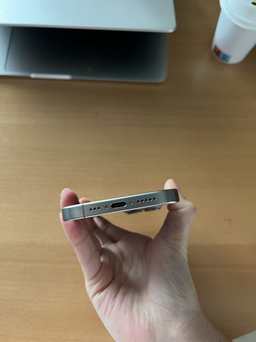 Iphone 15 pro 256GB