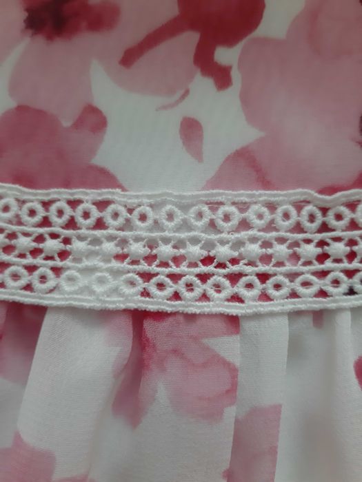 Продам воздушное нарядное платье