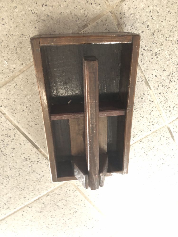 Quebra nozes de madeira