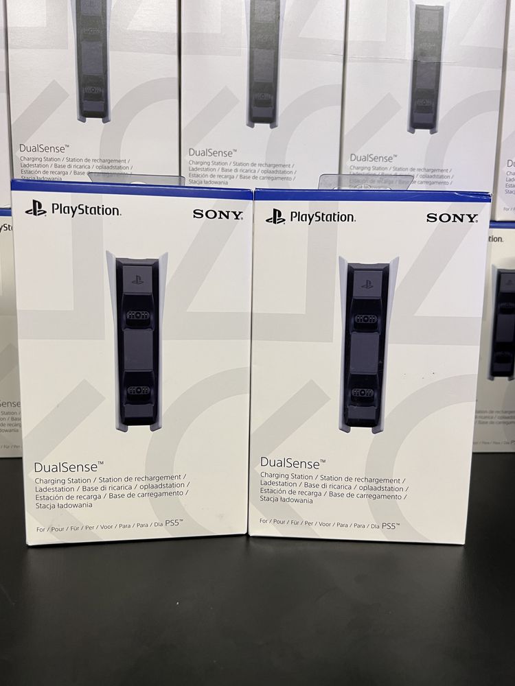 Зарядна станція для Геймпада Sony DualSense Charging Station PS5