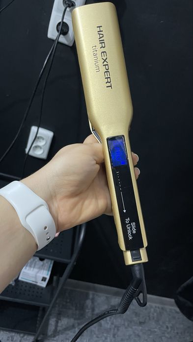 Професійна праска вирівнювач