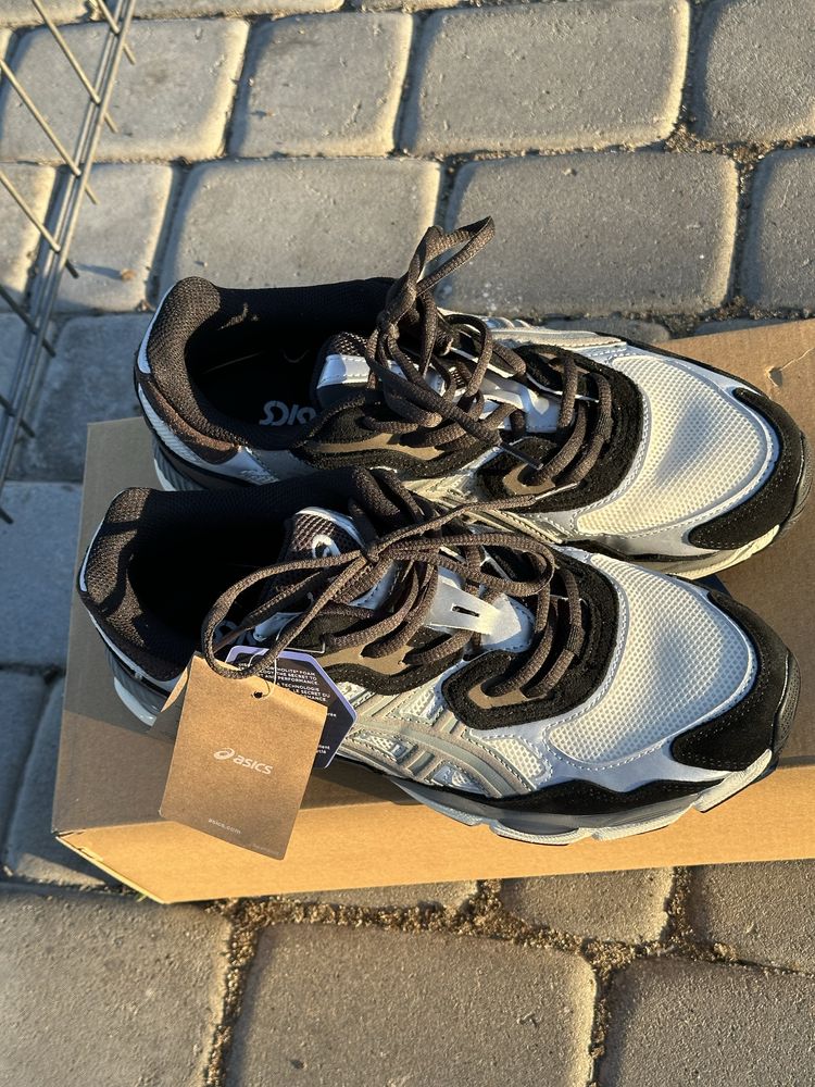 Asics кросівки оригінал
