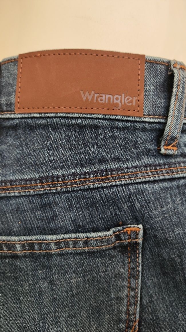 Wrangler Slim Dark Stone męskie jeansy rozm 38/32