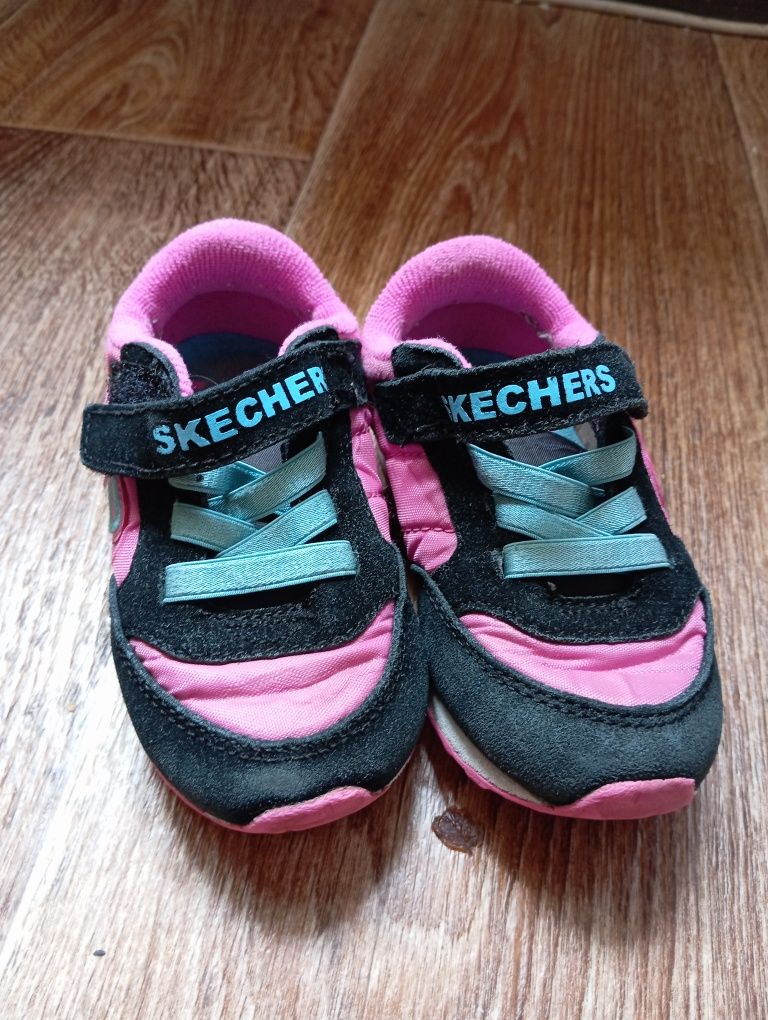 Кросівки для дівчинки 23р. Skechers