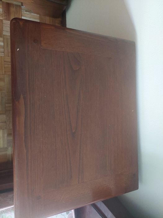 Mesas de cabeceira em Carvalho