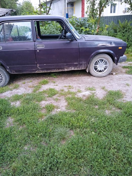 Продам ваз 2107 2003 року