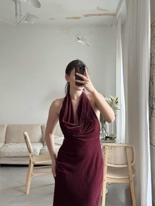 NOWA Sukienka welurowa aksamitna z odkrytymi plecami ZARA