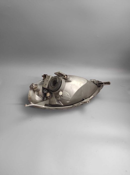 TOYOTA YARIS I, Lampa przednia prawa, Oryginał !