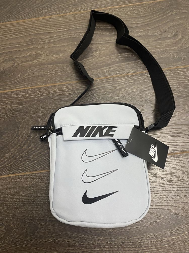 Мессенджер Nike ОПТ/ДРОП, сумка через плече