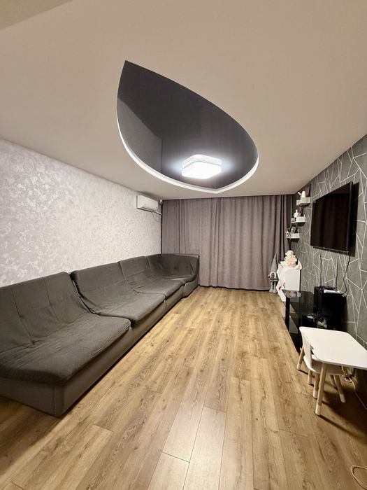 Продажа 3 ком. 10 мкрн. Левый берег