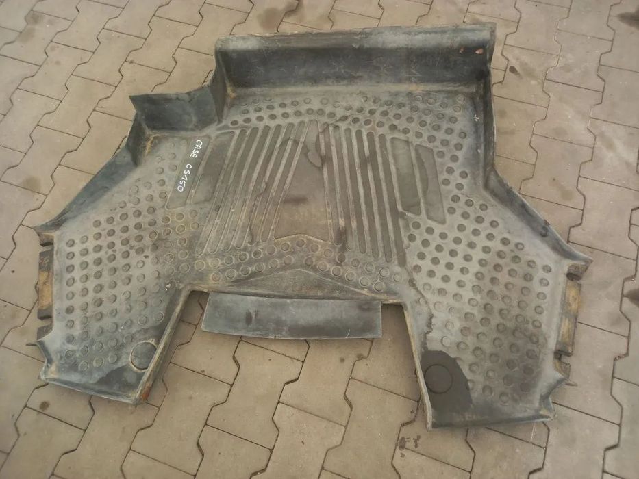 Guma mata wykładzina kabiny Case CS150