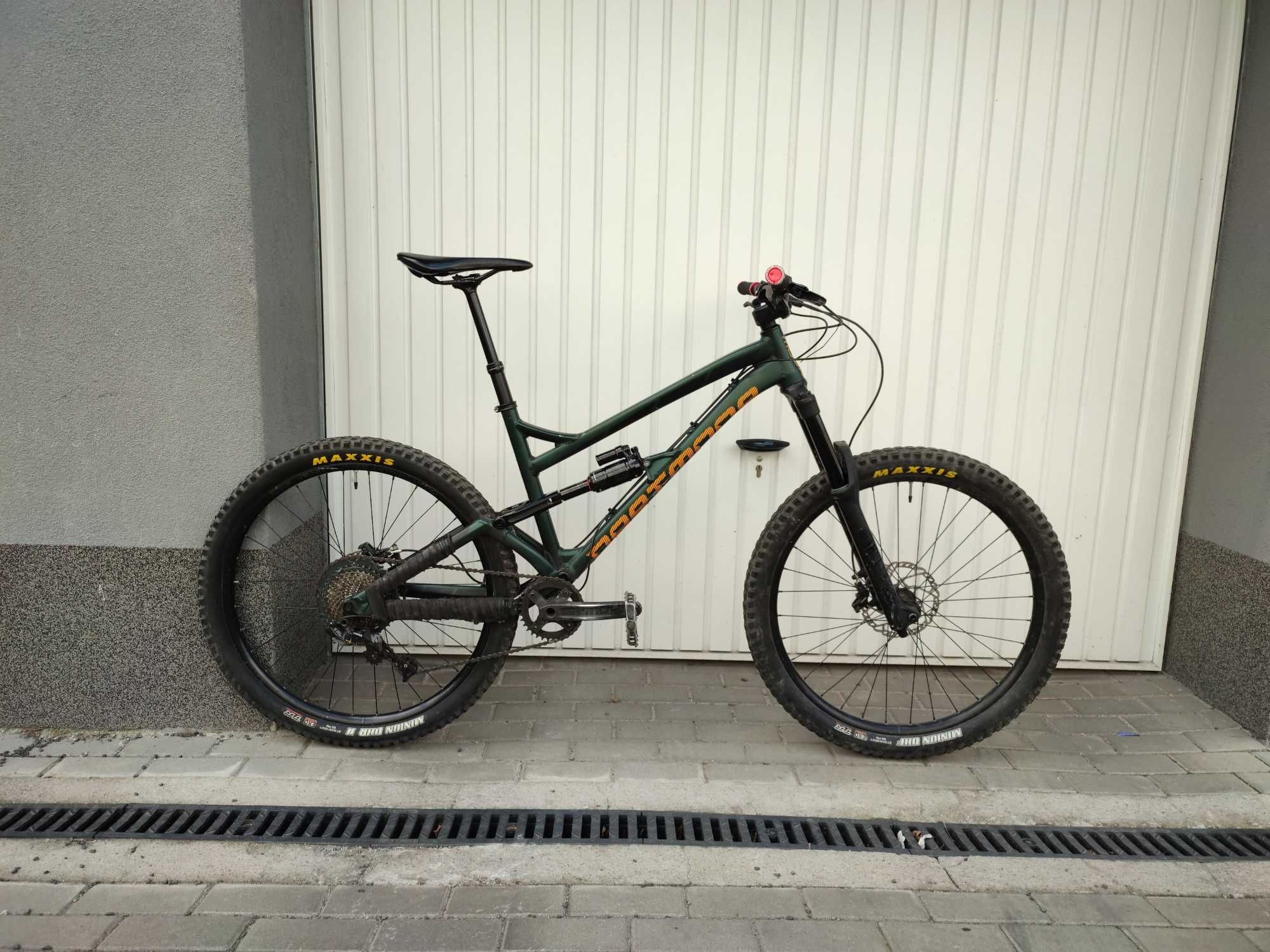 Dartmoor Blackbird Evo 27.5 "L" | Yari Charger2.1| MonarchR| Guide T |