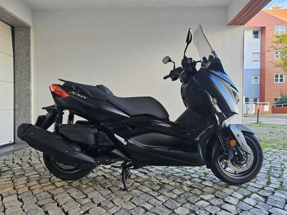 Yamaha X-MAX 400 ABS TCS de 2019 com 10.650 kms