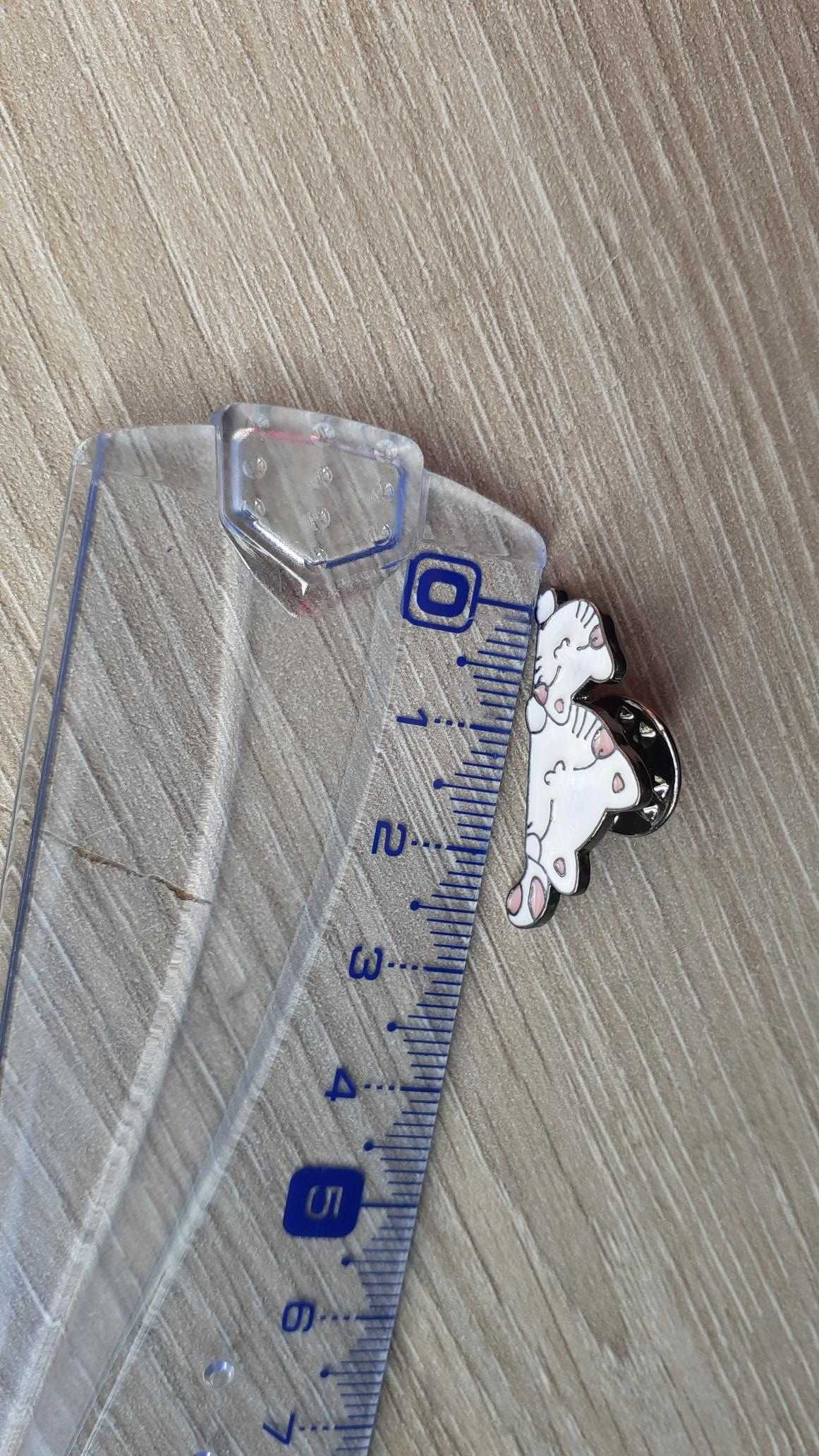 Pin com gatos novo