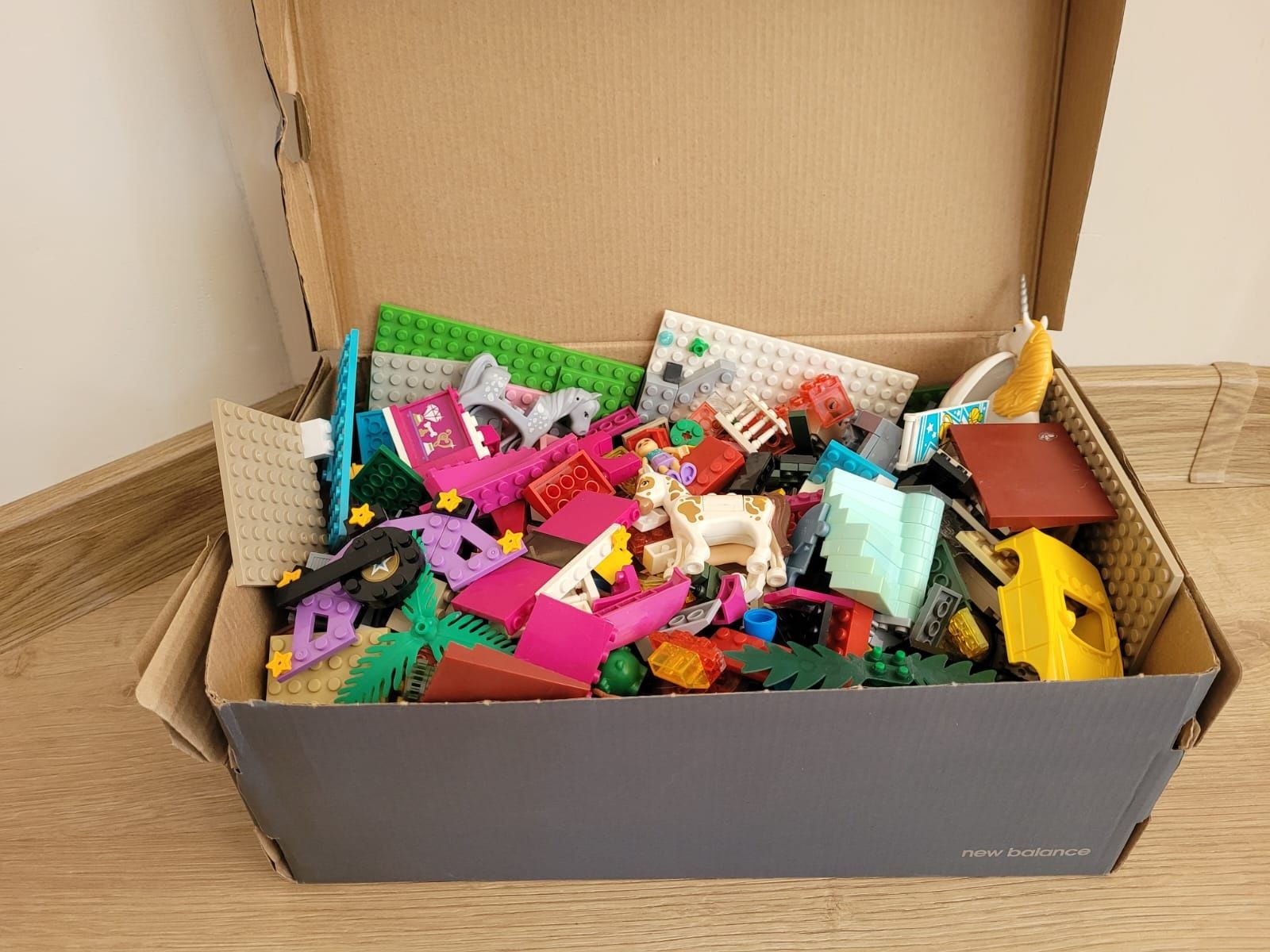 Mix klocków kompatybilnych z lego (cobi,. Winx i inne)  (zestaw 1)