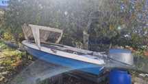 Barco de Recreio com Reboque
