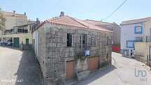 Casa / Villa em Covas e Vila Nova de Oliveirinha de 246,00 m2