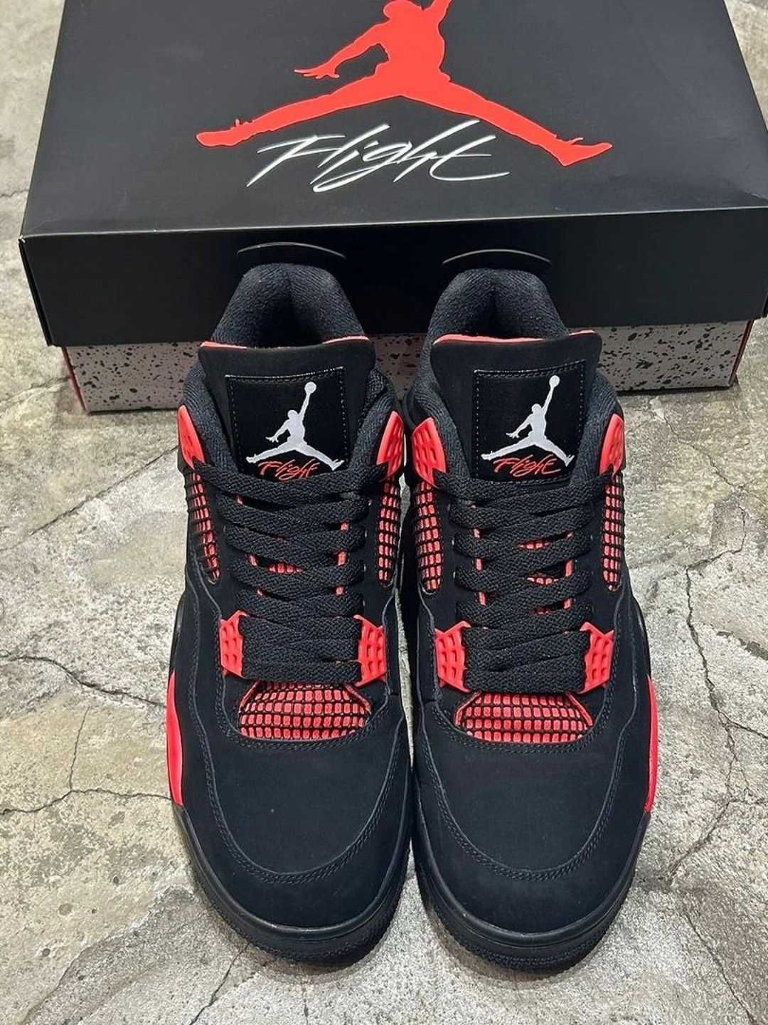 Jordan 4 Retro Red Thunder Rozmiar 42