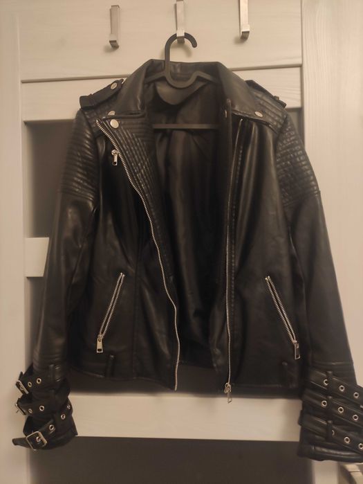 Krótka kurtka ramoneska czarna