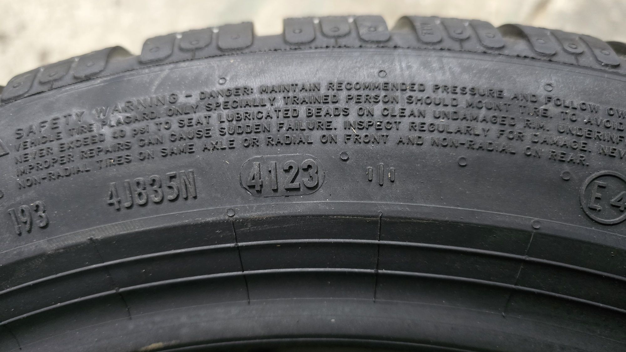 P23 4 x 245/45R18 Pirelli P Zero Winter 100V XL opony zimowe nowe