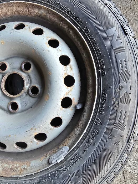 Opony r15 c 195/70 Ms wielosezony  wv wolkswagen t4