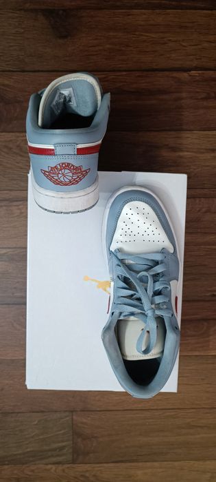 Buty NIKE Air Jordan 1 Low