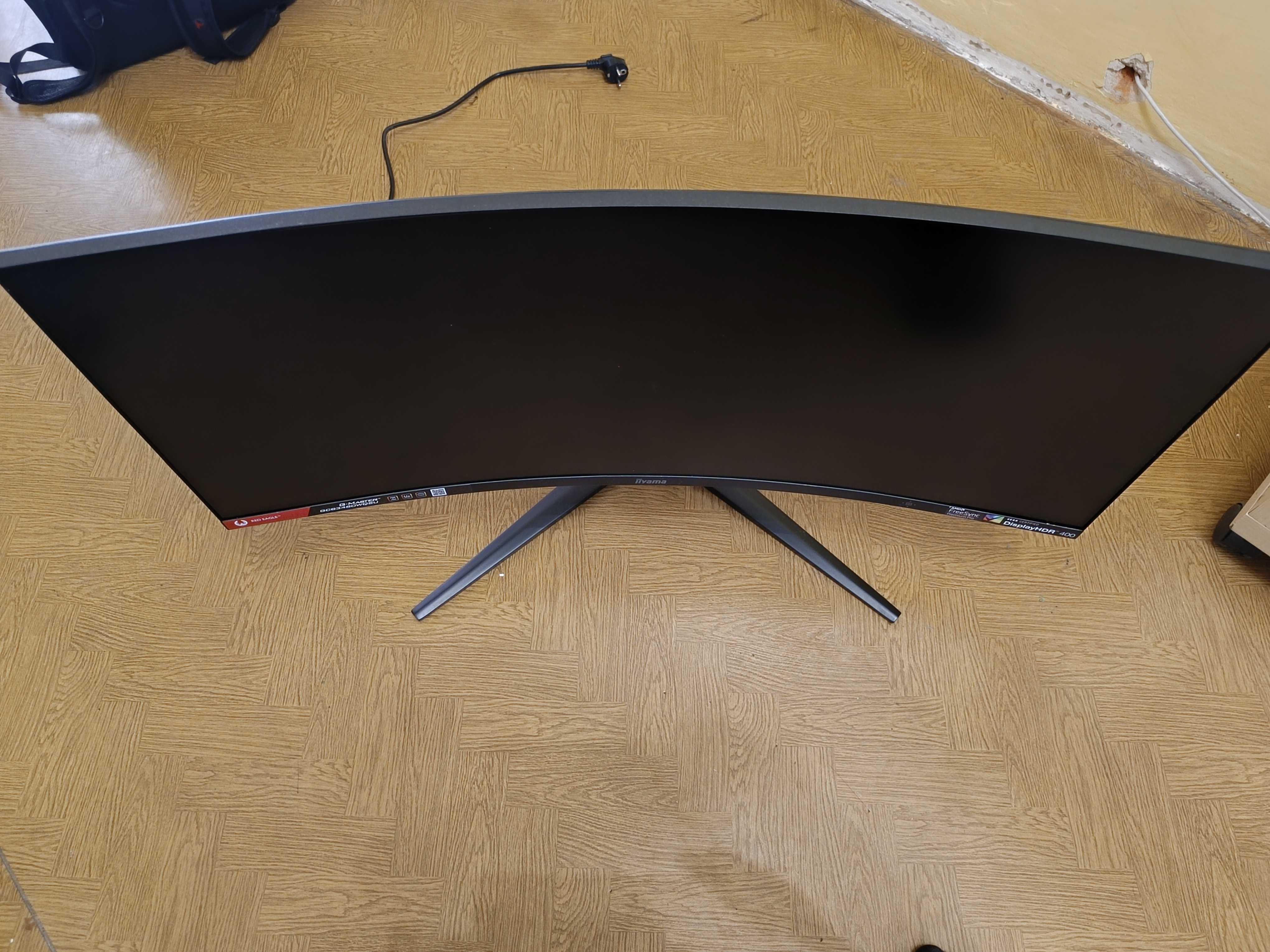 Monitor iiyama GCB3480WQSU-B1 Red Eagle uszkodzona matryca.