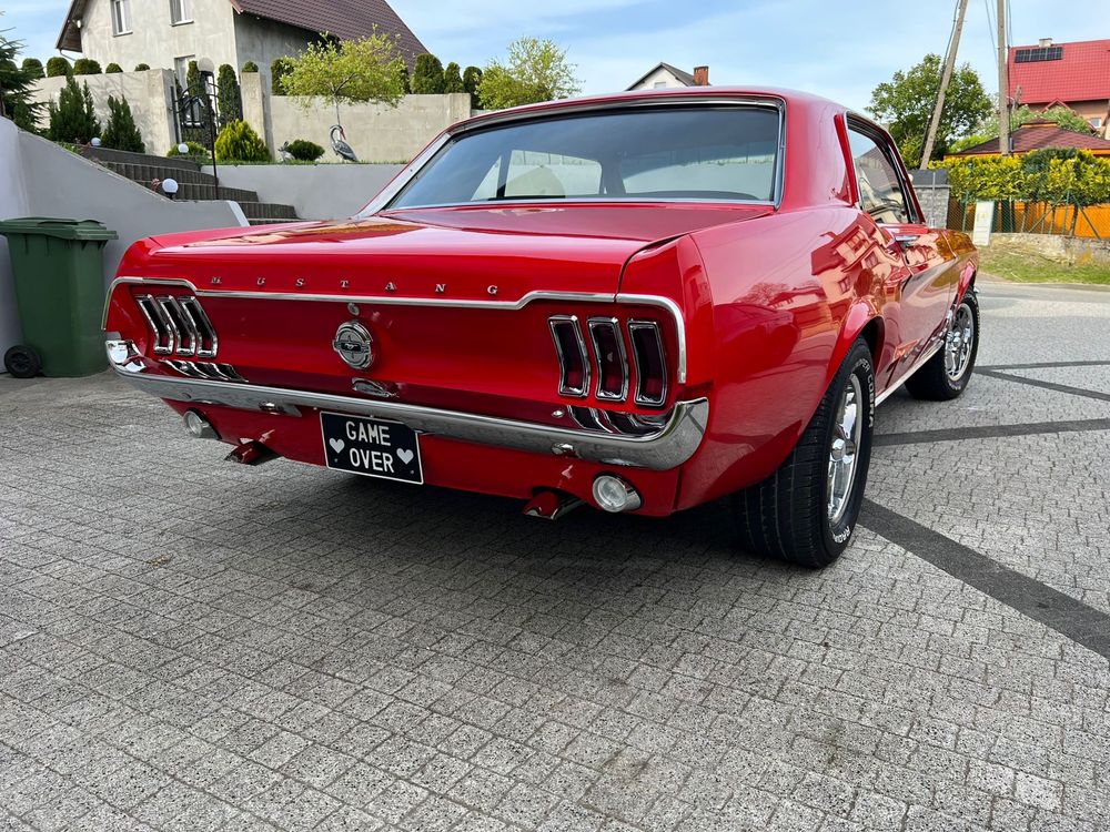Wynajem samochodu Ford Mustang 1968 ślub, okazja