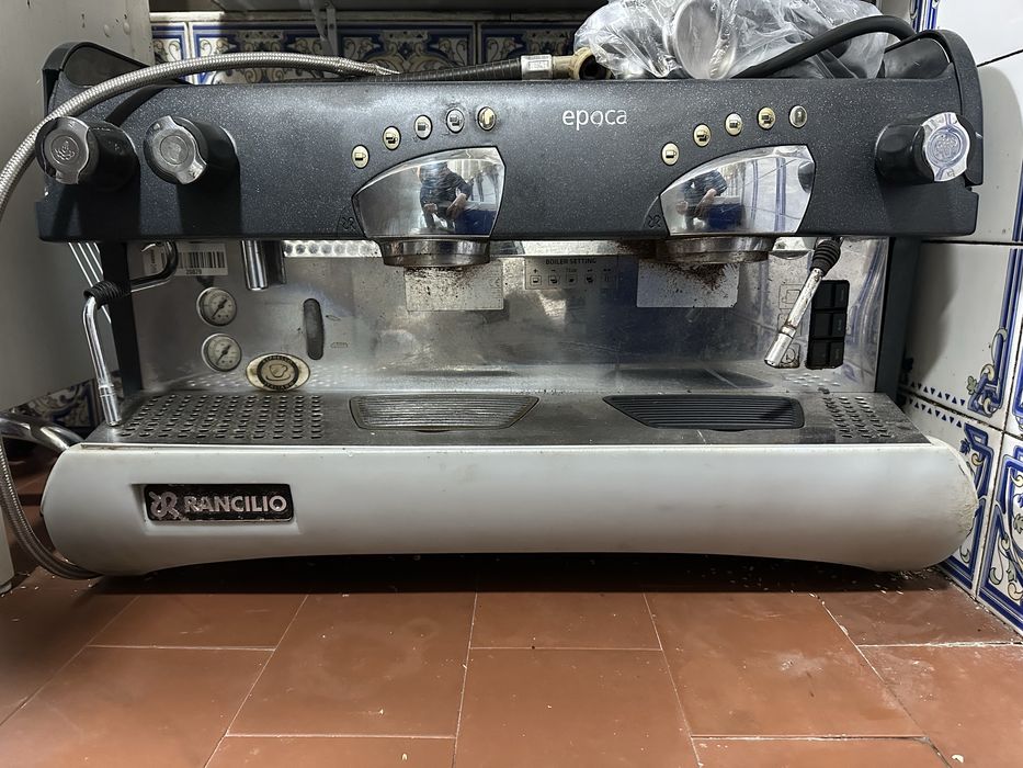 Maquina de café e Moinho - A funcionar