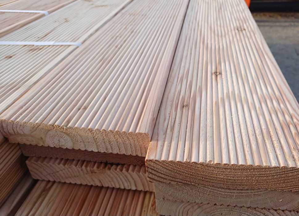 Boazeria półbal szalówka podbitka deska podłogowa tarasowa elewacyjna