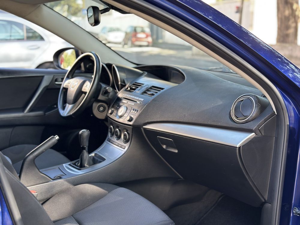 Mazda 3 1.6 Hdi com apenas 80 mil kms