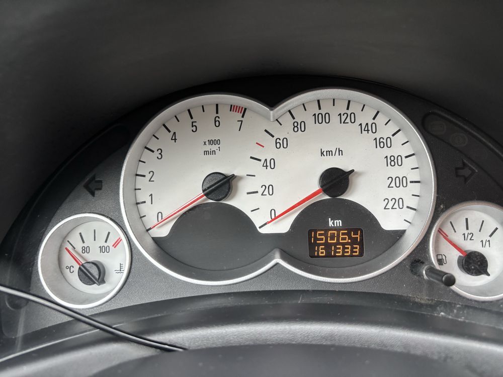Opel Corsa C 1.0 2003 benzyna