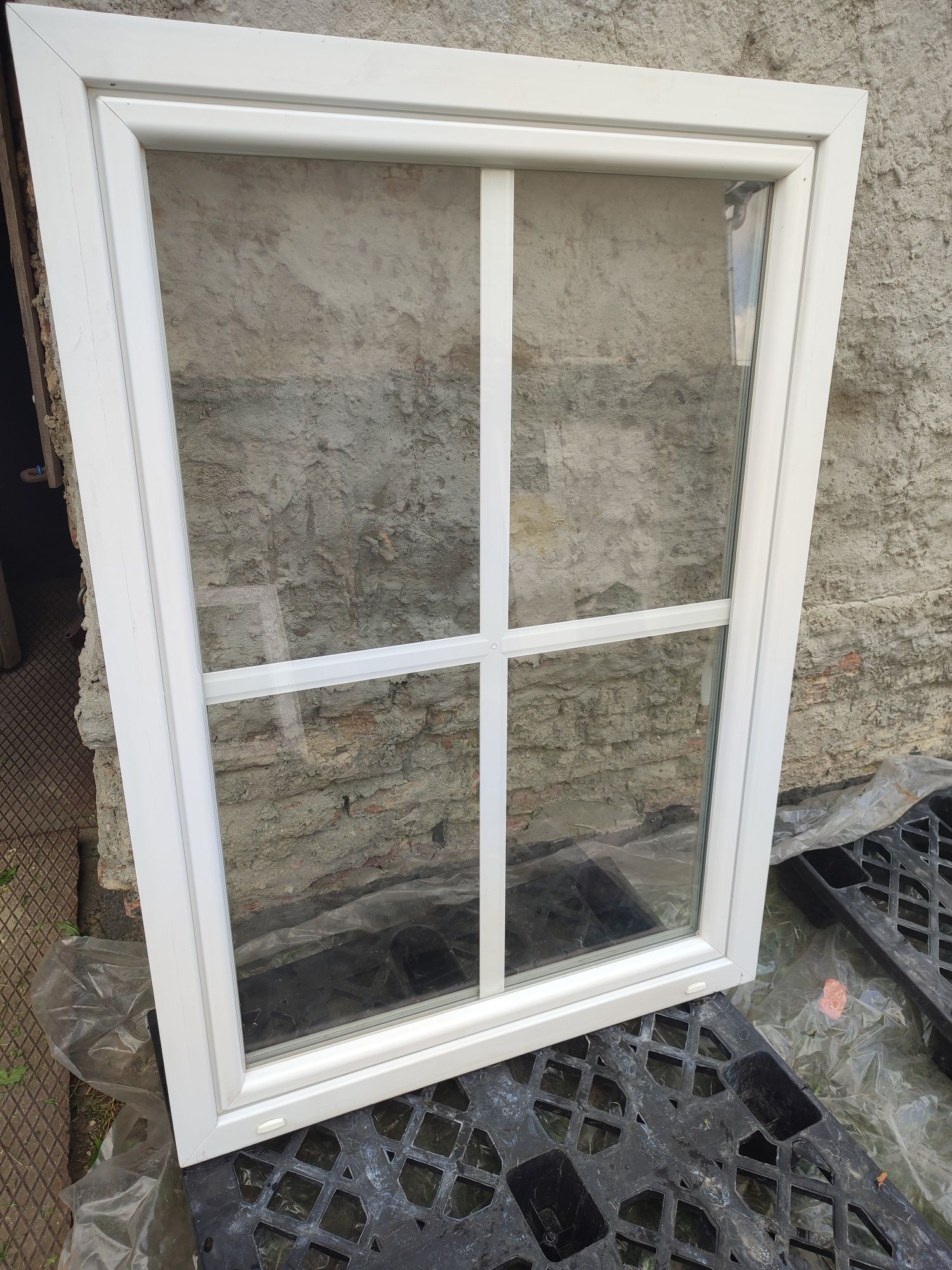 Okno pcv108x1520, 60x93,59x74.5 cm