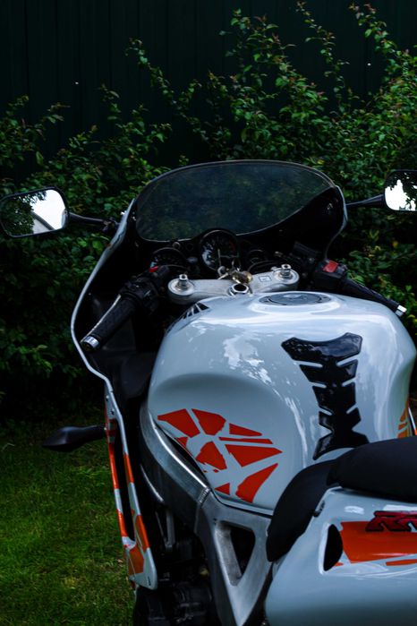 HONDA CBR 900 RR спортбайк