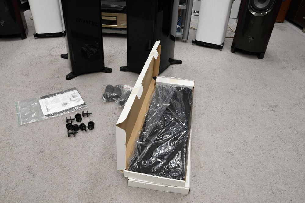 Kolumny Głośnikowe podłogowe stereo Dynaudio Contour 30 super stan!