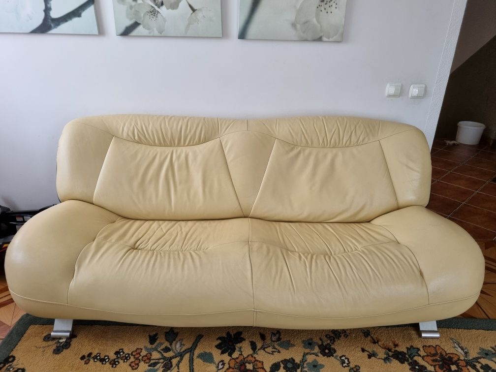 Sprzedam sofę + 2 fotele