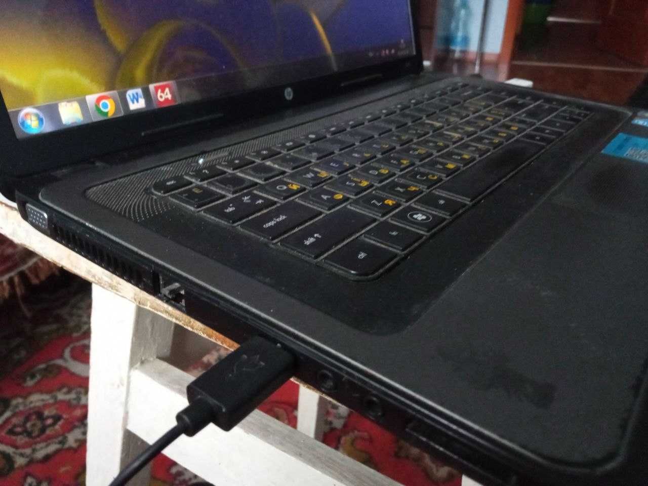 Ноутбук HP 2000 i3 m370 4 gb ram 500Gb HDD