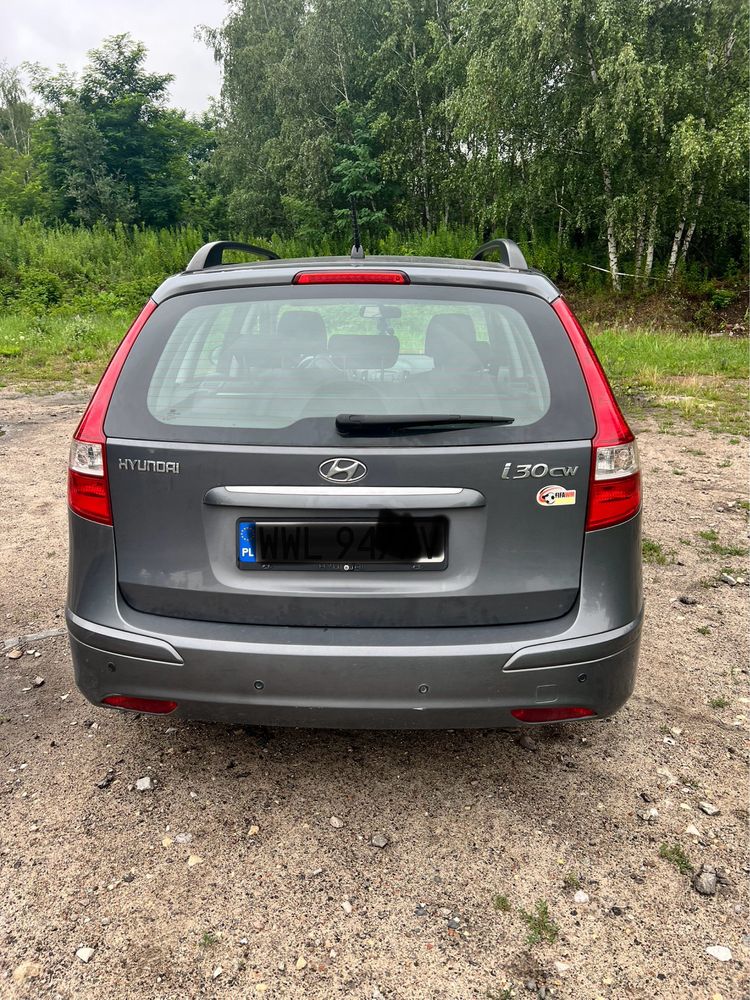 Sprzedam Hyundai I30 uszkodzony.