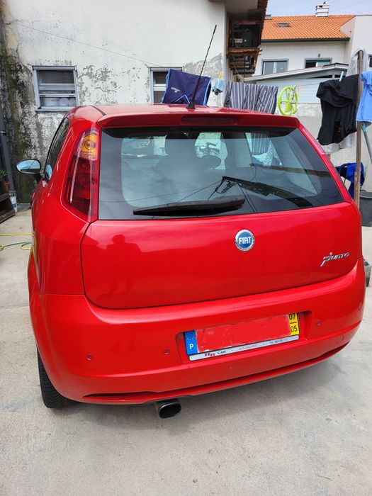 Vendo Fiat Punto 1.3 Multijet Diesel (avariado)