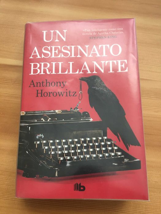 Un asesinato brillante Anthony Horowitz książka po hiszpańsku