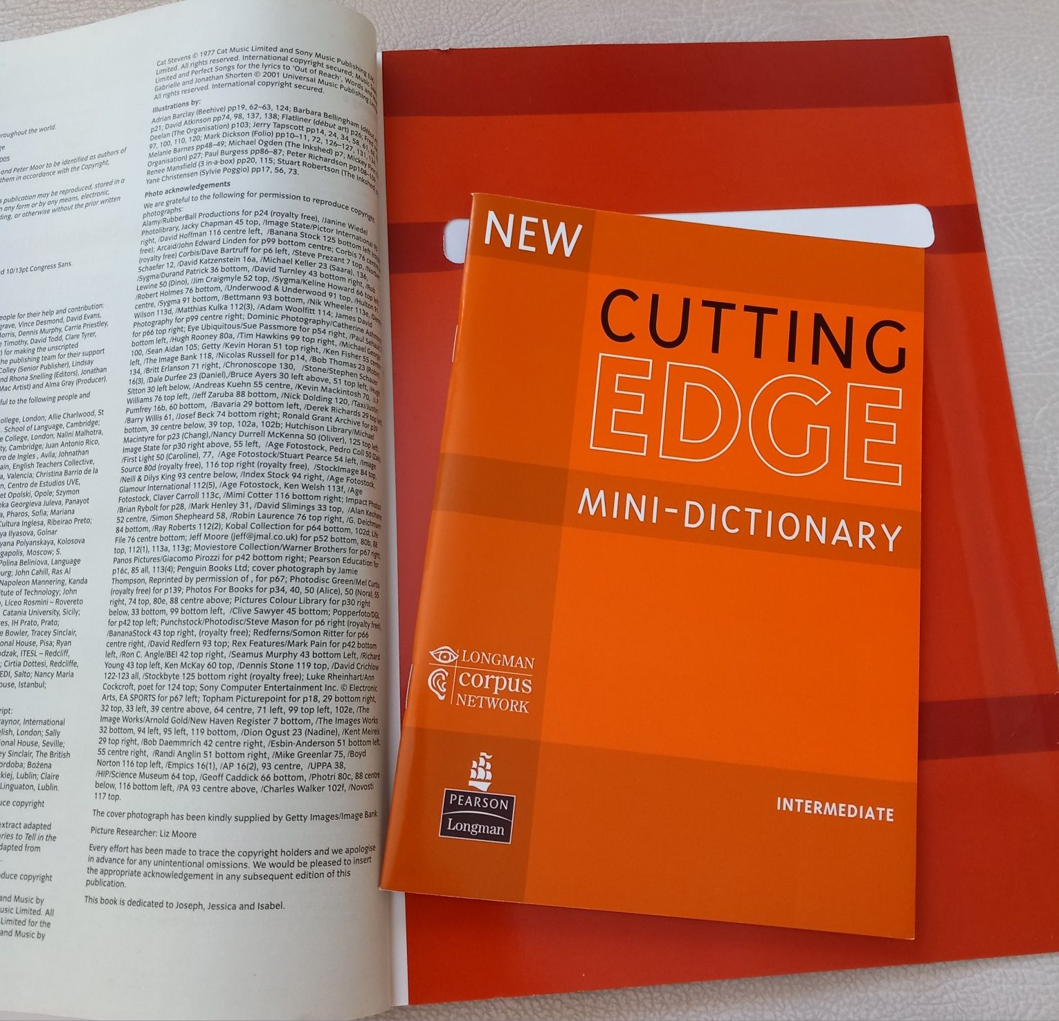 Livros de apoio ao ensino da língua inglesa: New Cutting Edge