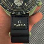 Zegarek Omega Swatch Ziemia SO33G100 - second-hand, ładny