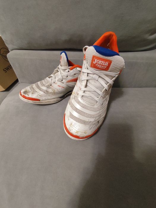 Продам залки Joma..