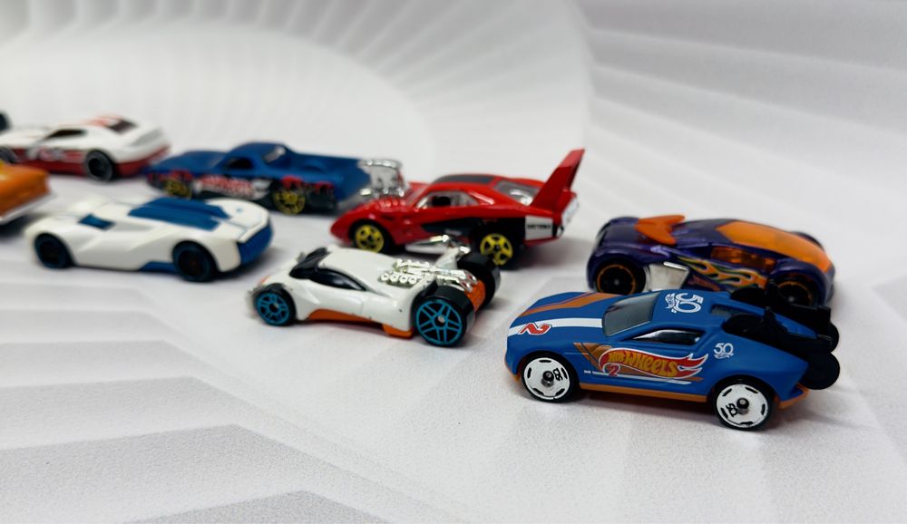 Машинки Хот Вілс Hot Wheels 10штук Лот 36